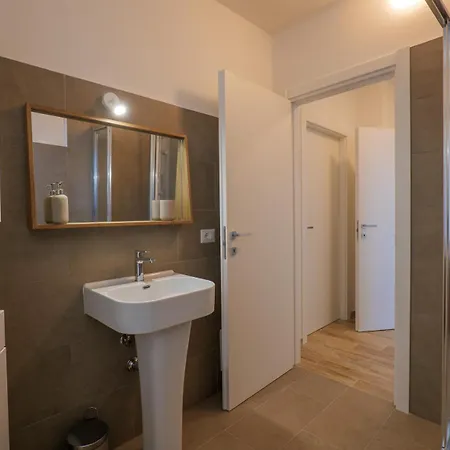 Residenza Luna ストレーザ